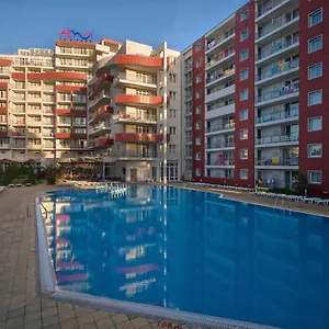 Hotel Fenix, Slantschew brjag