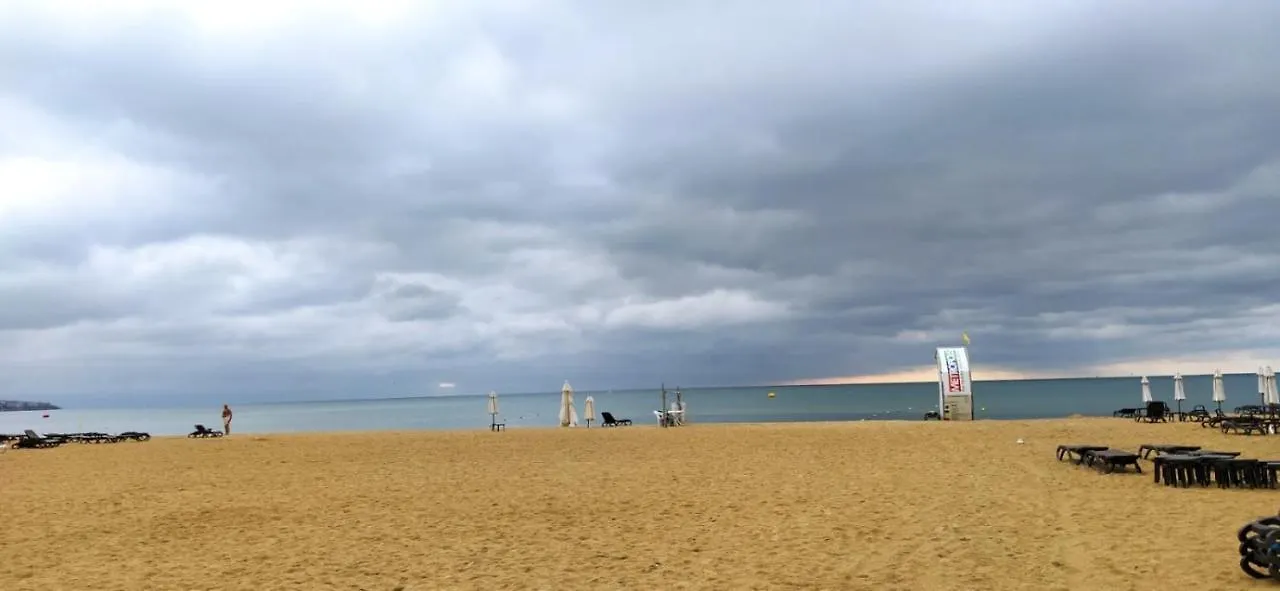 Hotel Shipka Beach Солнечный берег