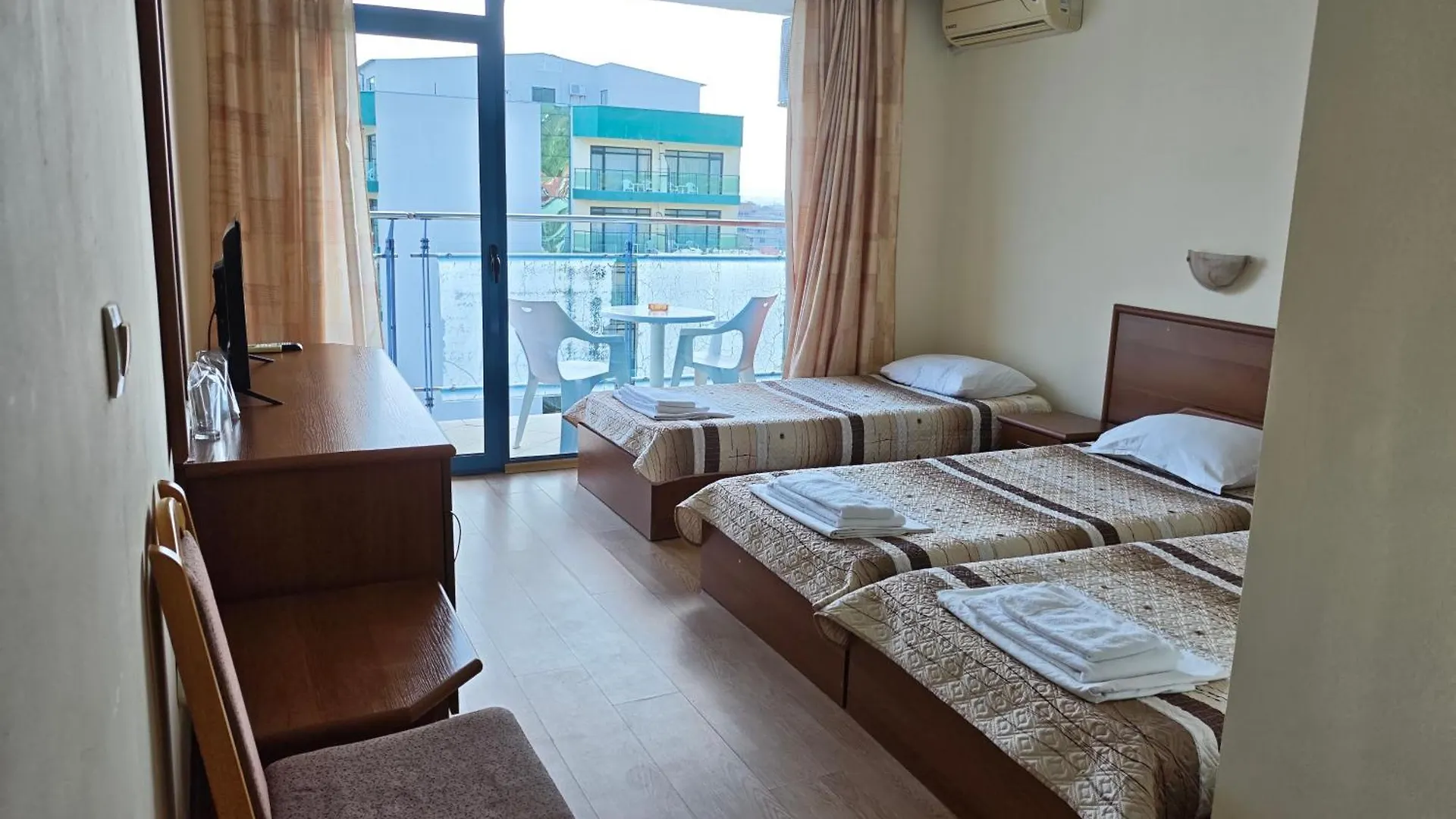 Hotel Shipka Beach Sunny Beach 3*,  Bulgaria